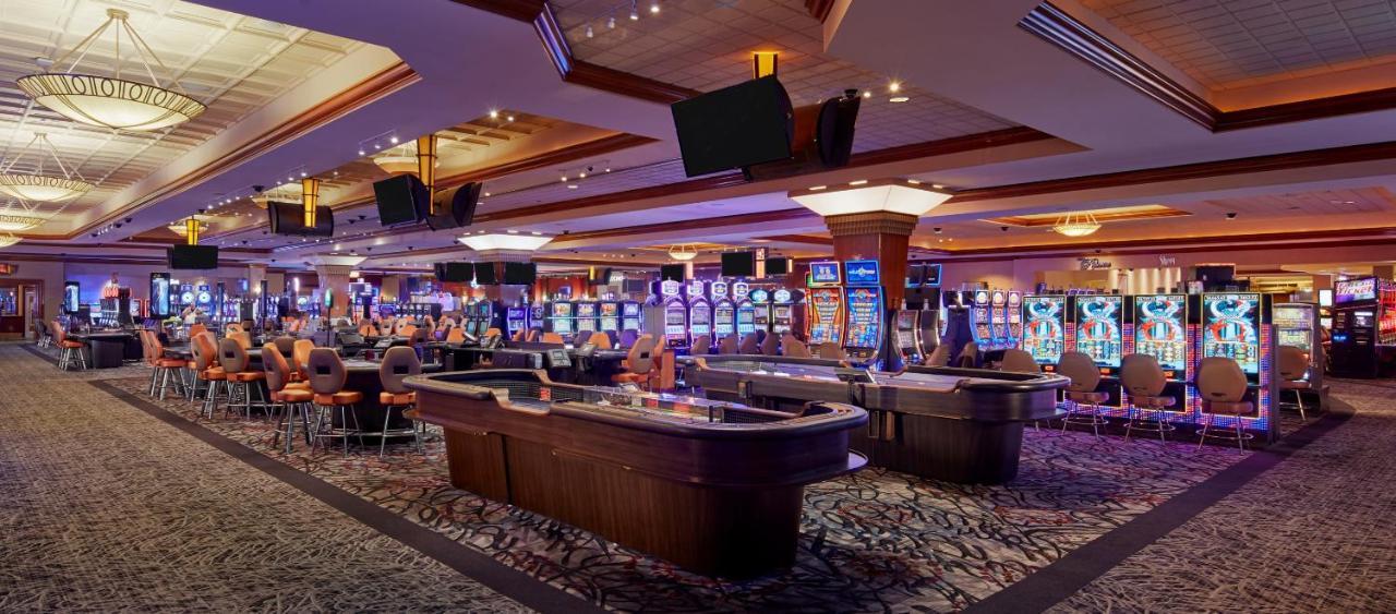 Harrah's Casino Hotel 4*